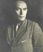 Август Крустейн