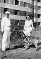 Евгений Алексеевич Фортунатов с женой. Москва, 1928–1930 гг. Снимал И. И. Боярович